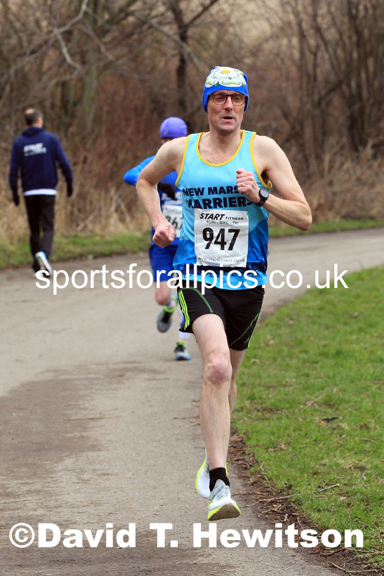 Senior women and veteran women and men over-50s NECAA Road Relay Champs., Hetton Lyons Park, Hetton le Hole, County Durham. Photo: David T. Hewitson/Sports for All Pics